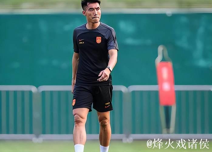 郑智正式执教青岛西海岸足球俱乐部一线队 郑智正式执教青岛西海岸足球俱乐部一线队